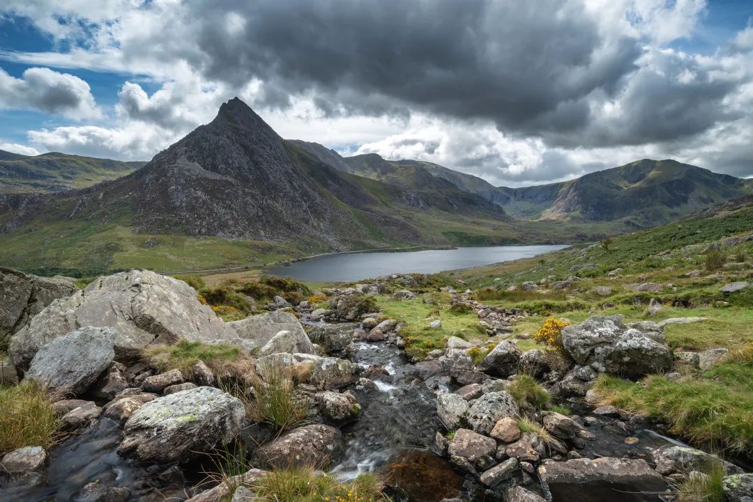 源于自然，，，，简而不凡—PA尊龙凯时生态景观砖